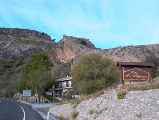 Готель La Higuera Гуехар-Сьєрра Екстер'єр фото